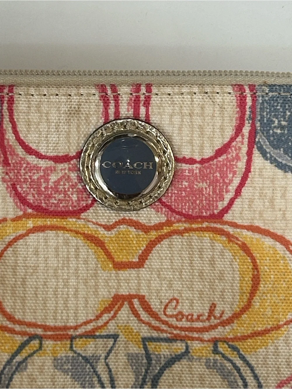 Coach Y2K Scribble Wristlet. EUC. Pink Hangtag.
